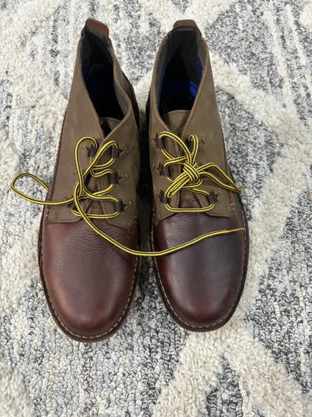 Clarks Eastford Mid Dark Brown Combi Mid Chukka Boot Size 9.5 M